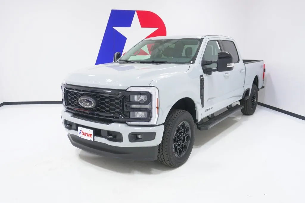 2026 Ford F-250 Lariat 4x4 Crew Cab 6-3/4' Box's photo