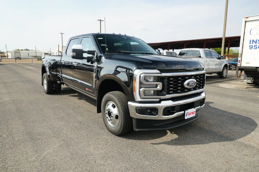 2026 Ford Super Duty F-350 DRW XL