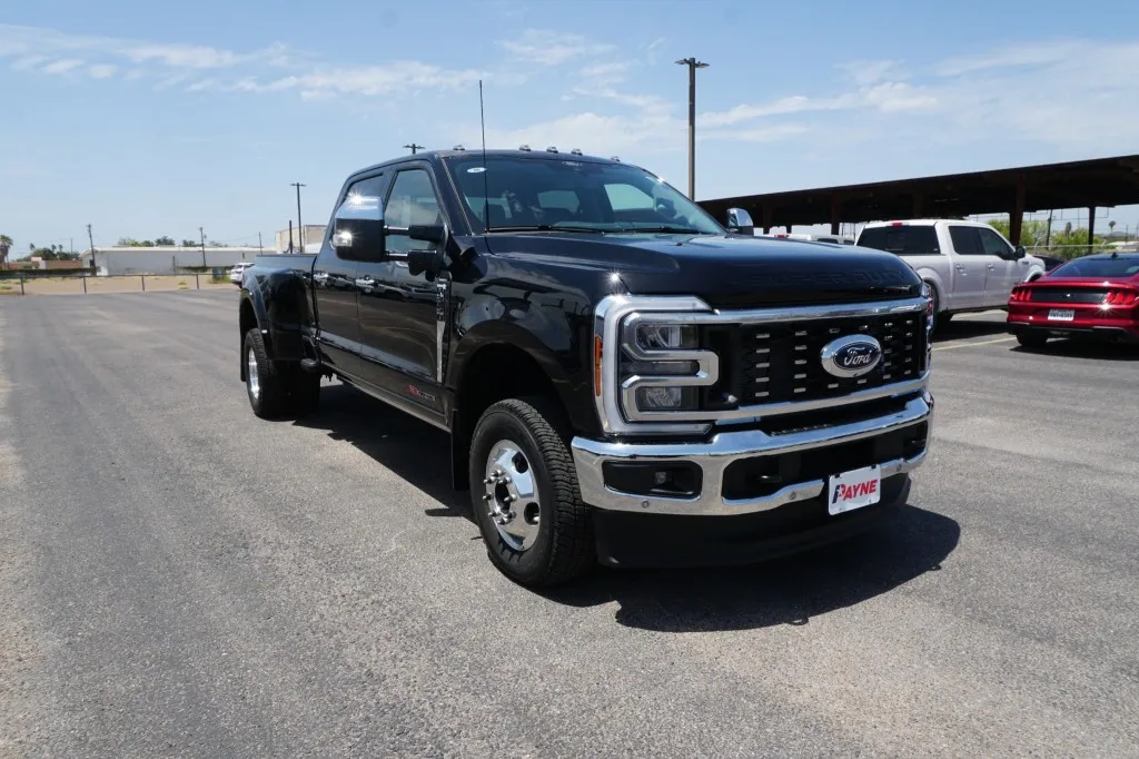 2026 Ford Super Duty F-350 DRW XL