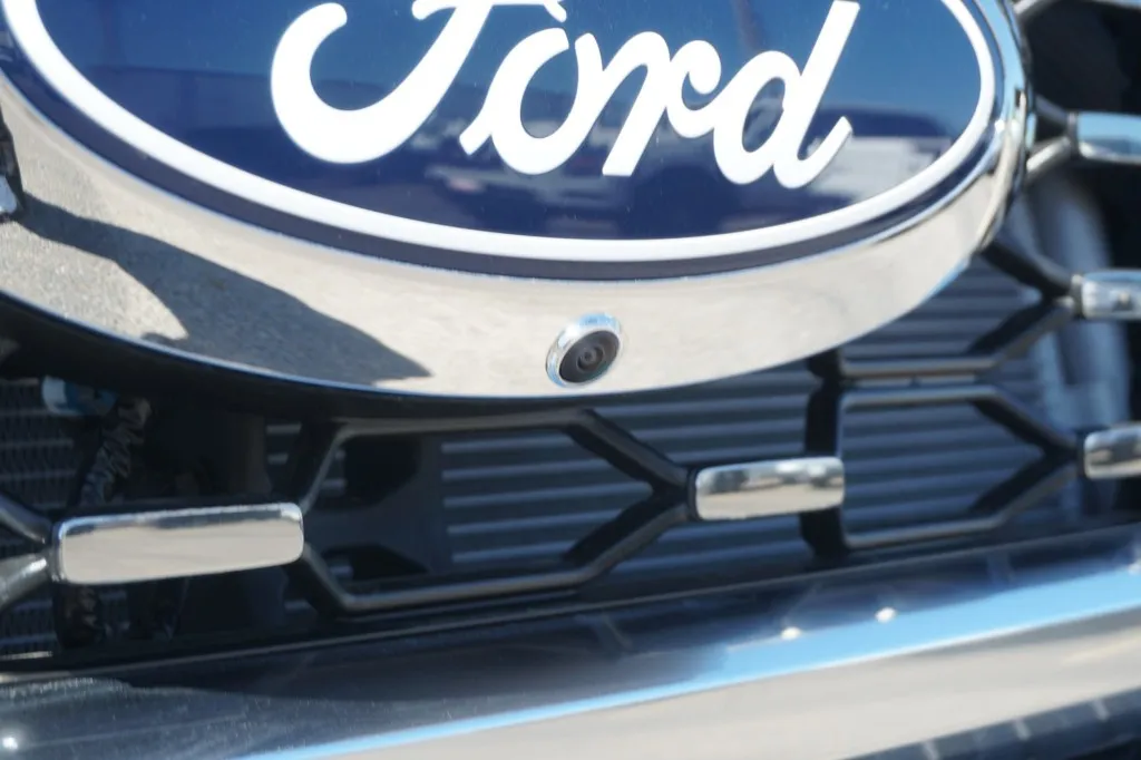 2027 Ford Super Duty F-350 DRW XL