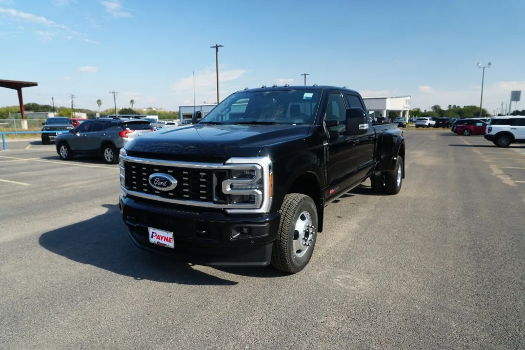 2026 Ford Super Duty F-350 DRW XL