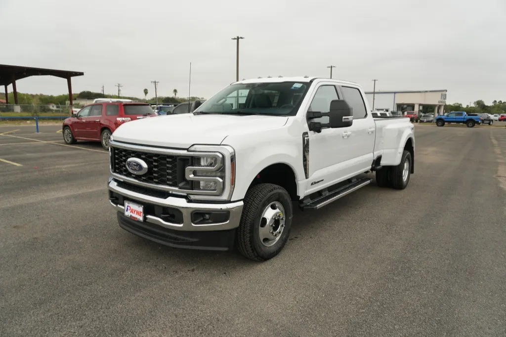 2026 Ford Super Duty F-350 DRW XL