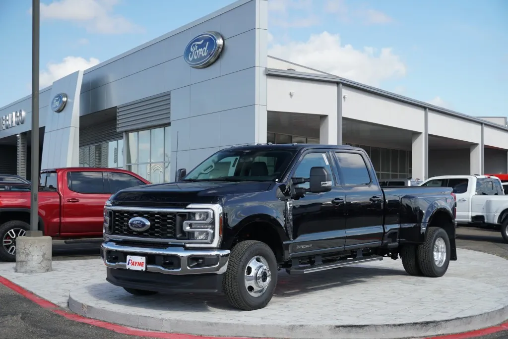 2026 Ford Super Duty F-350 DRW XL