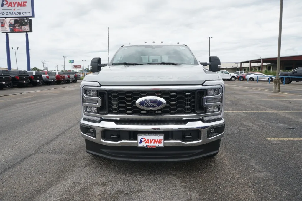 2026 Ford Super Duty F-350 DRW XL