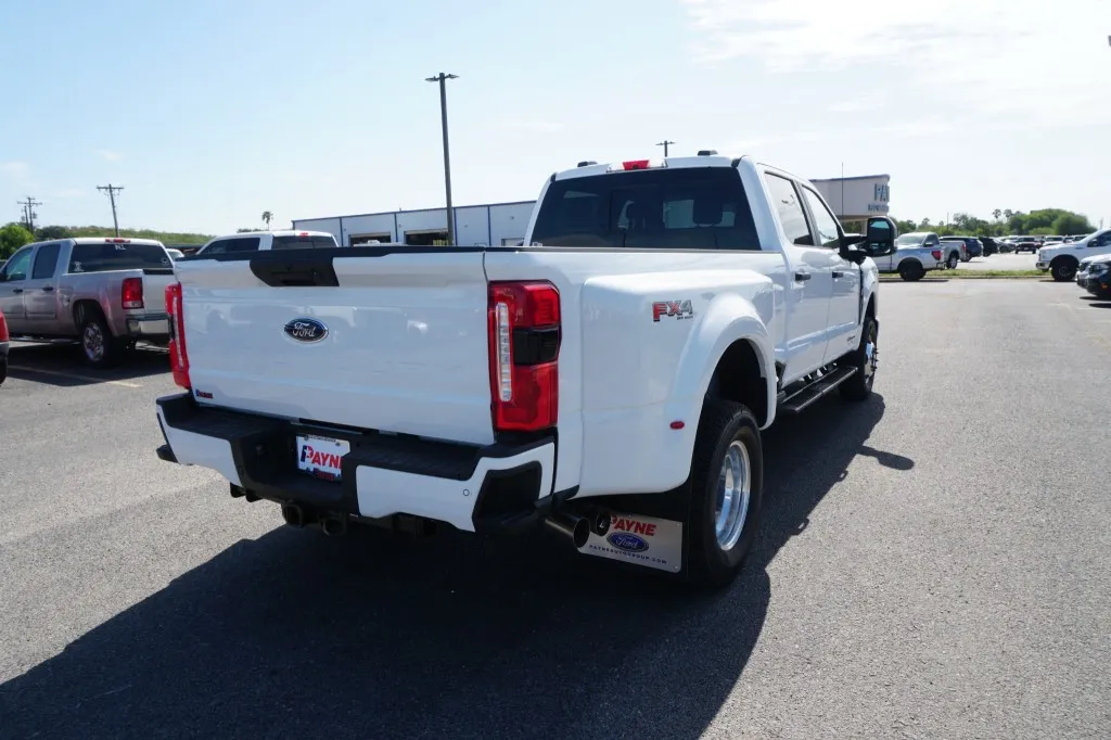 2026 Ford Super Duty F-350 DRW XL