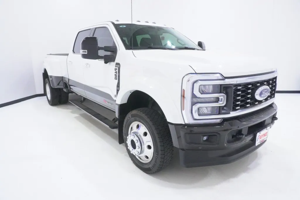 2025 Ford Super Duty F-450 DRW King Ranch