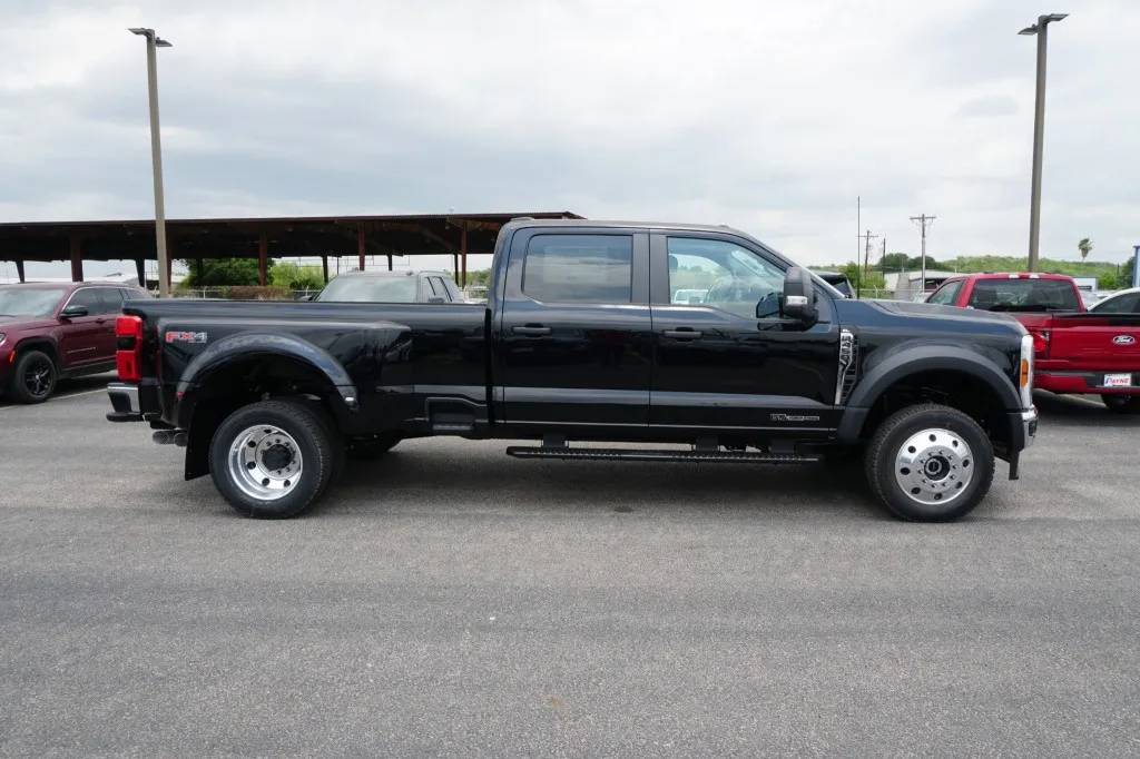 2026 Ford Super Duty F-450 DRW XL