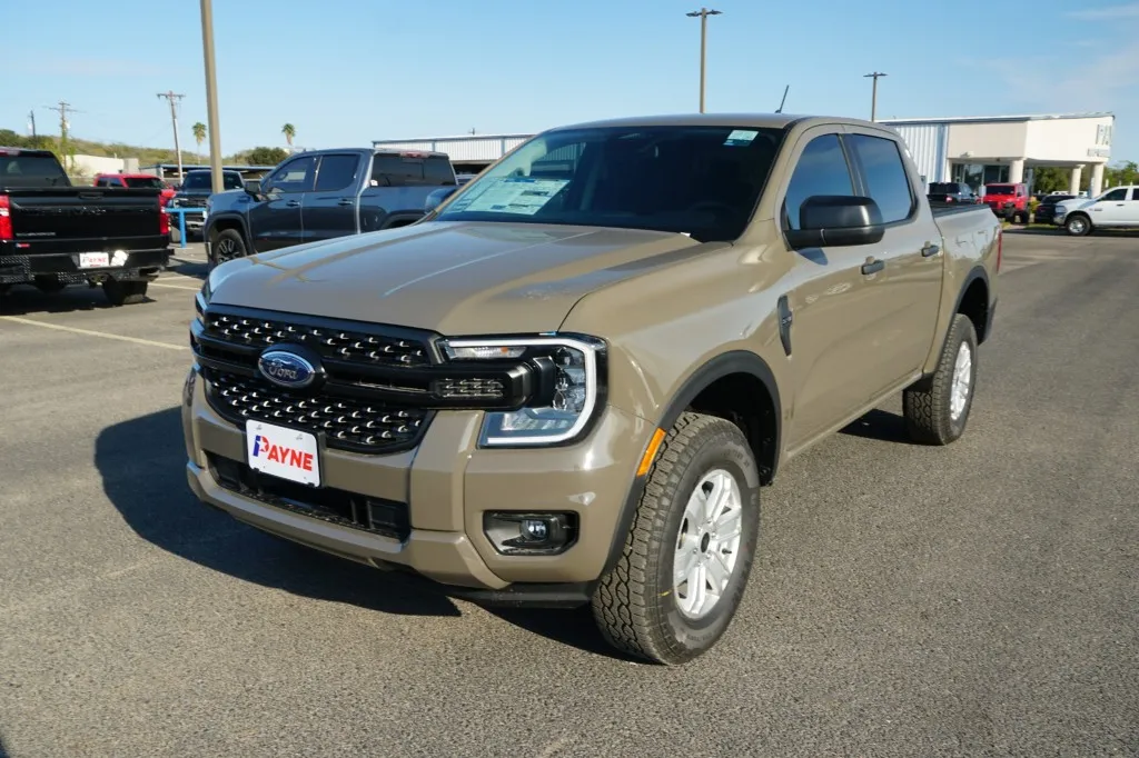 2025 Ford Ranger XL's photo