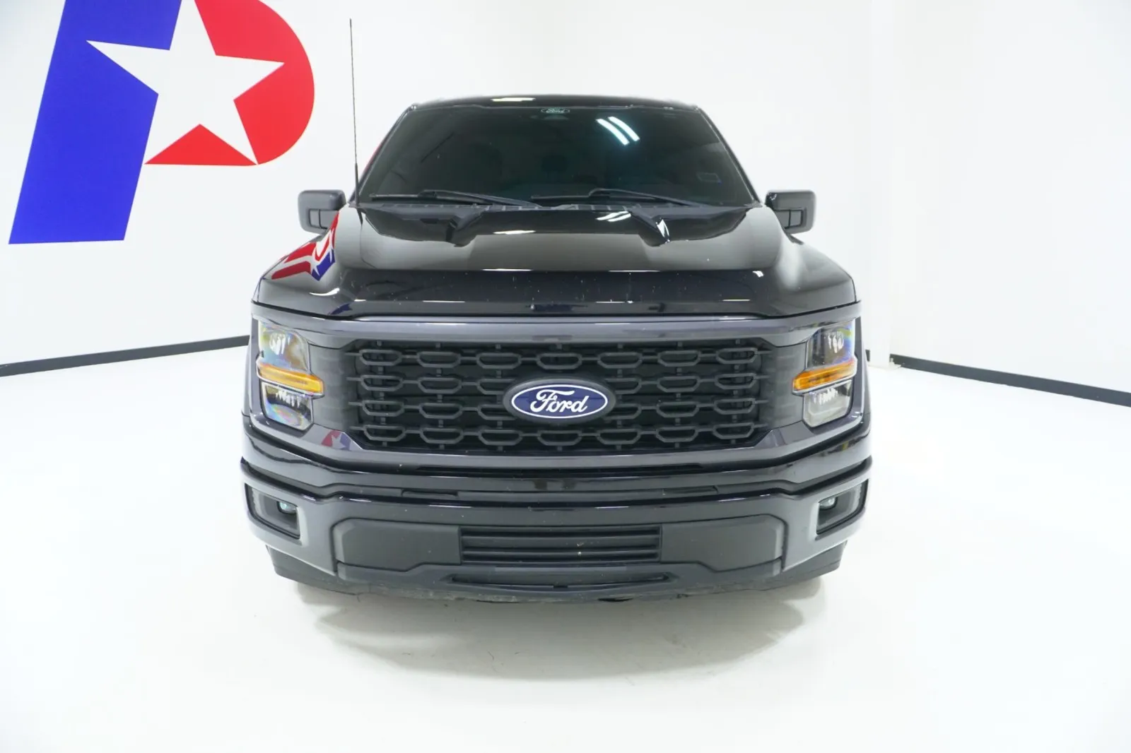 2025 Ford F-150 STX 2025 Ford F-150 STX