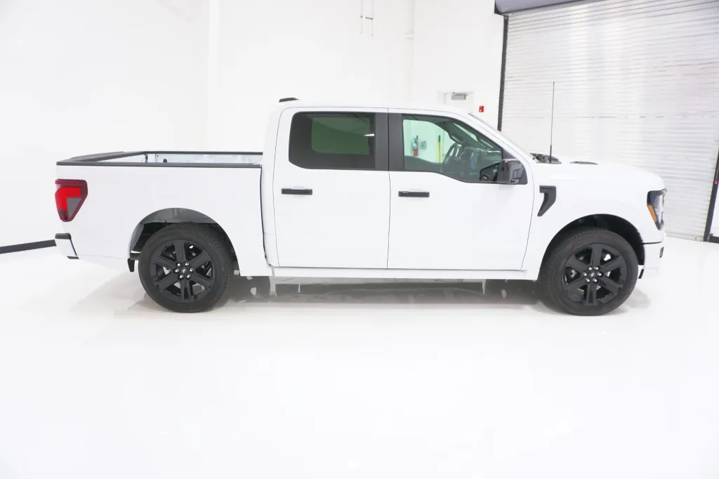 2026 Ford F-150 Lobo