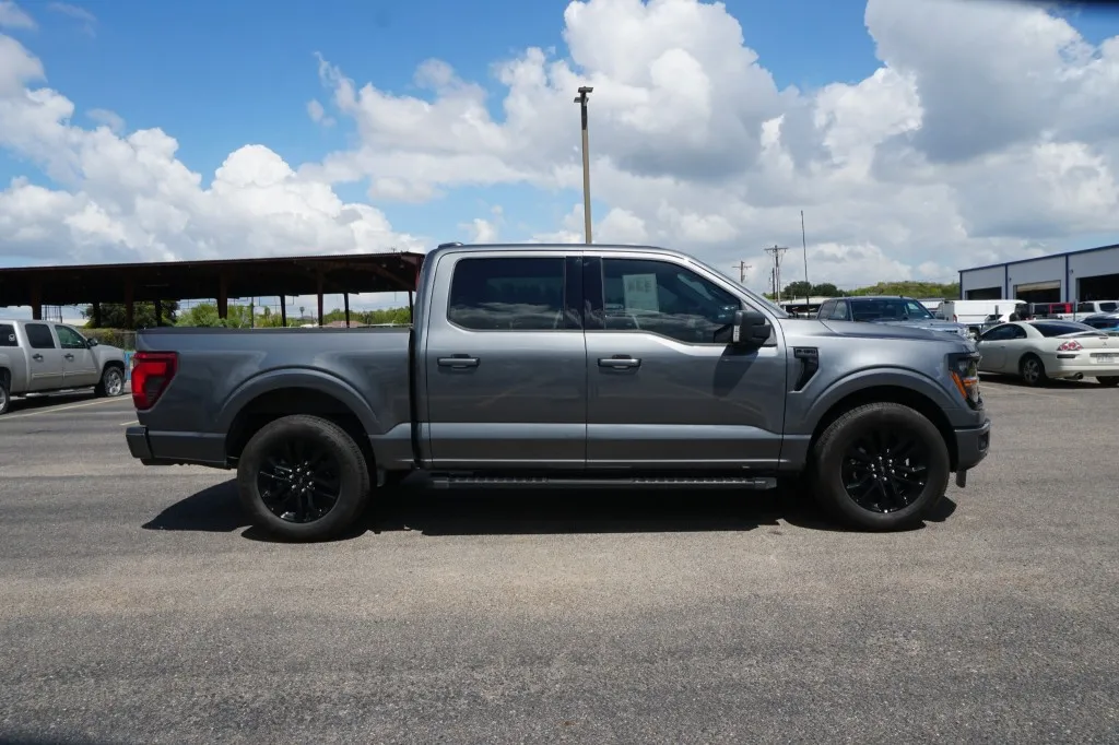 2026 Ford F-150 XLT 2026 Ford F-150 XLT