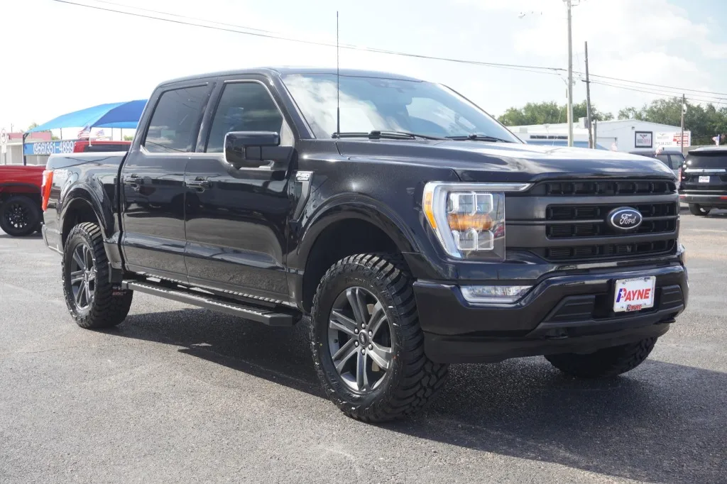2023 Ford F-150 LARIAT