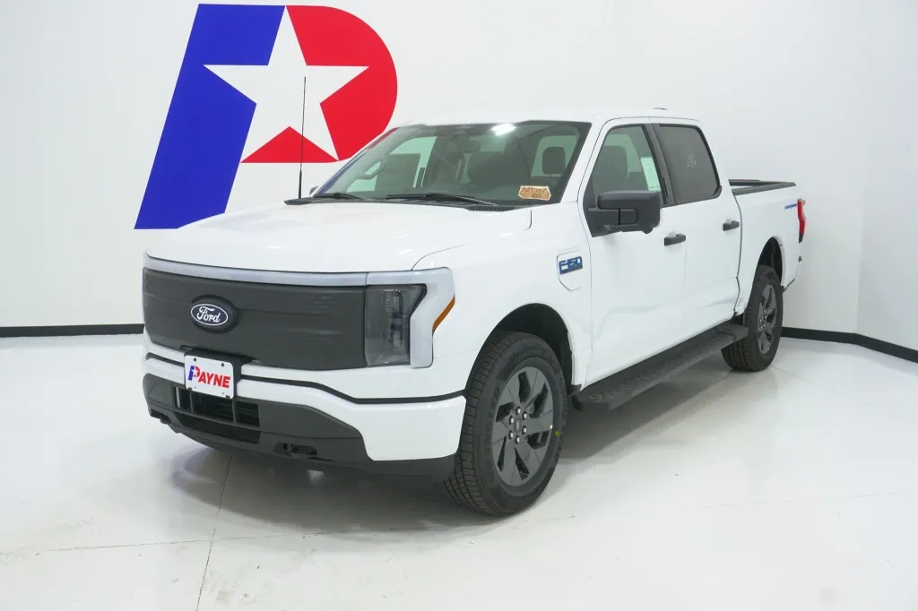 2024 Ford F-150 Lightning XLT's photo