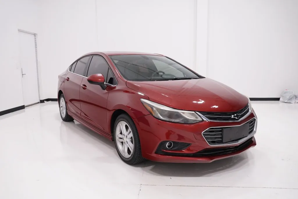 2018 Chevrolet Cruze LT