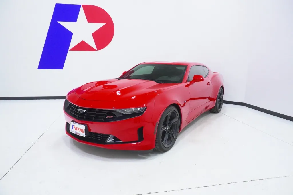 2019 Chevrolet Camaro 1LT's photo