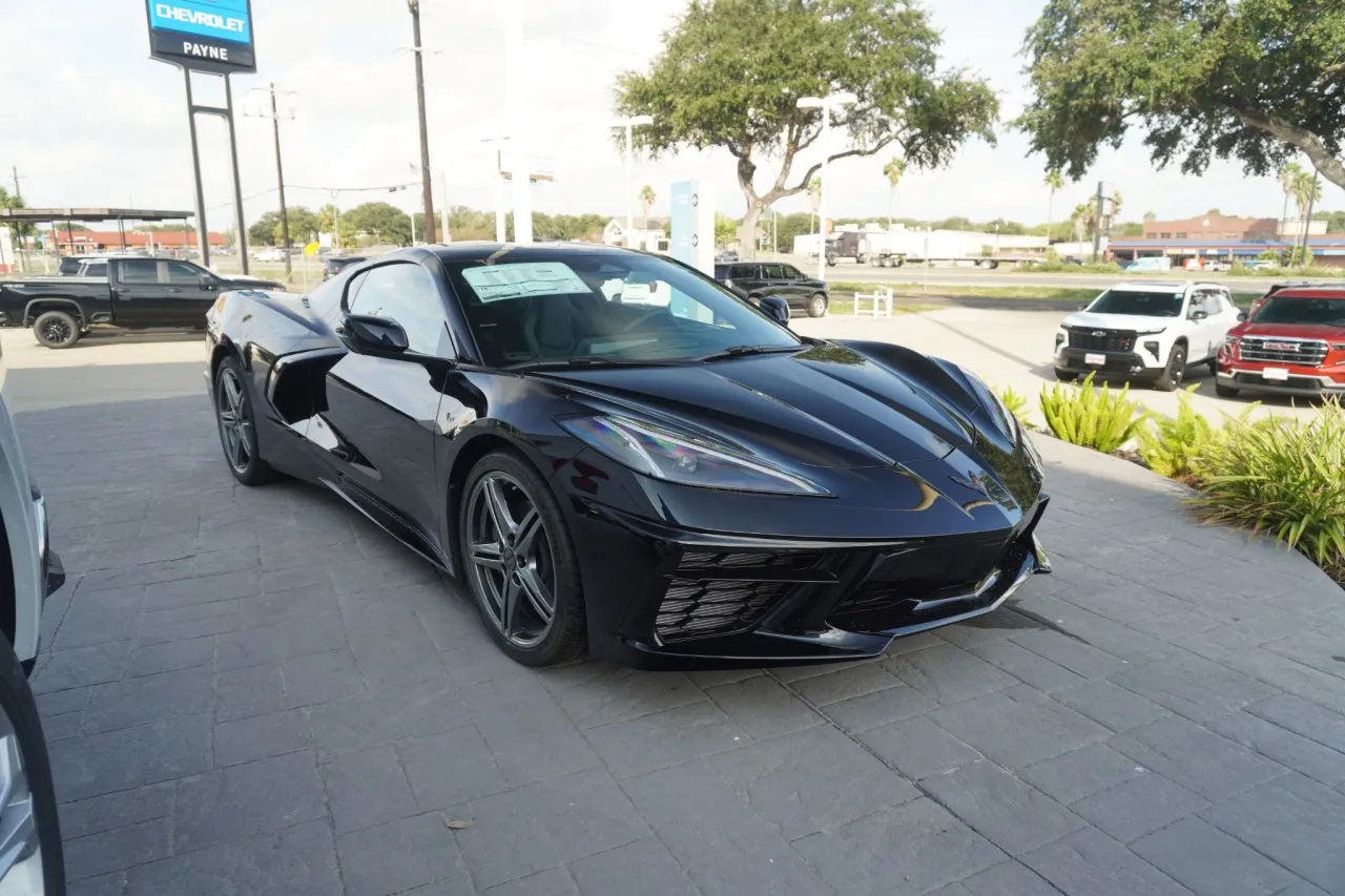 2027 Chevrolet Corvette 1LT
