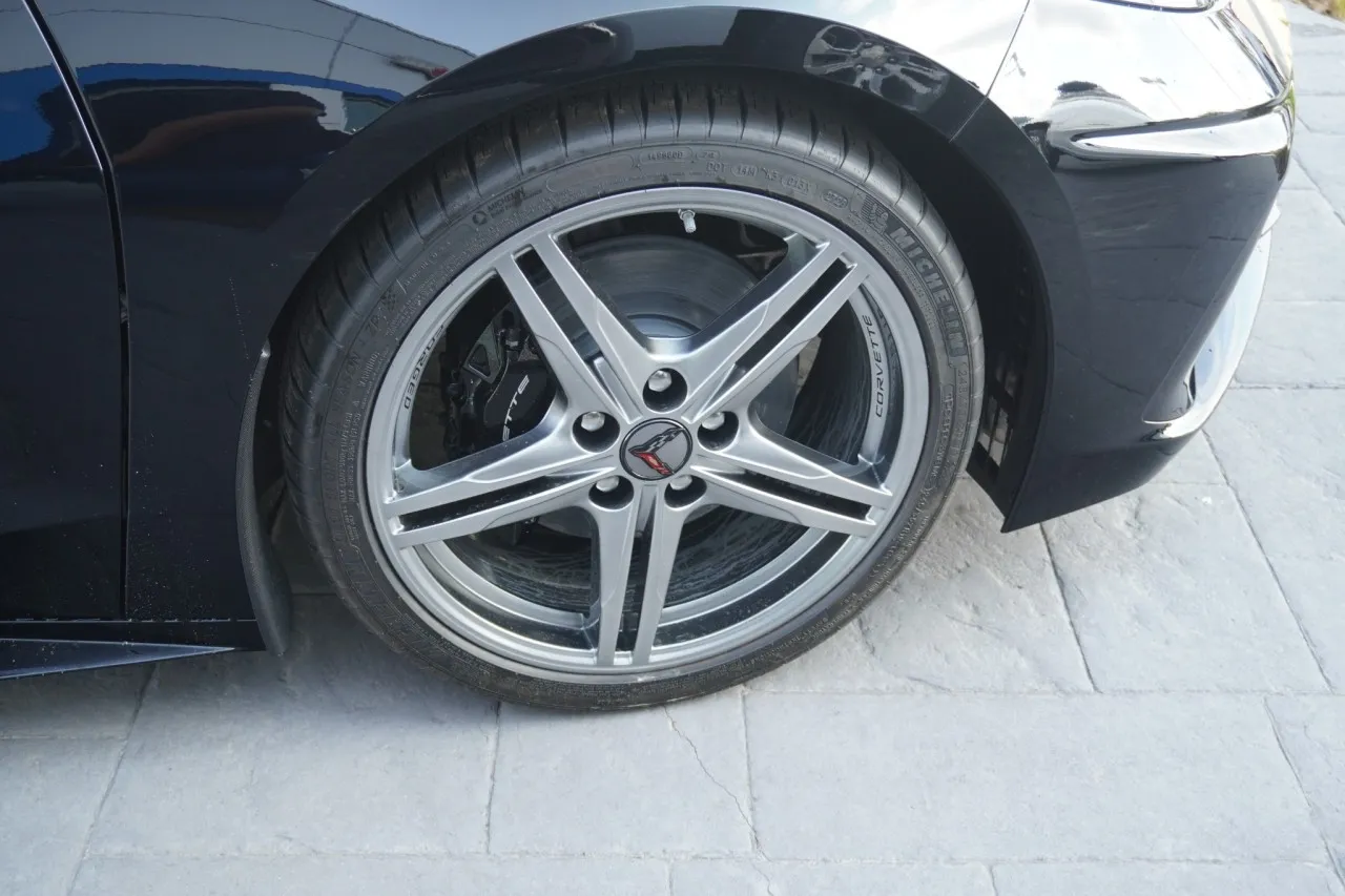 2027 Chevrolet Corvette 1LT