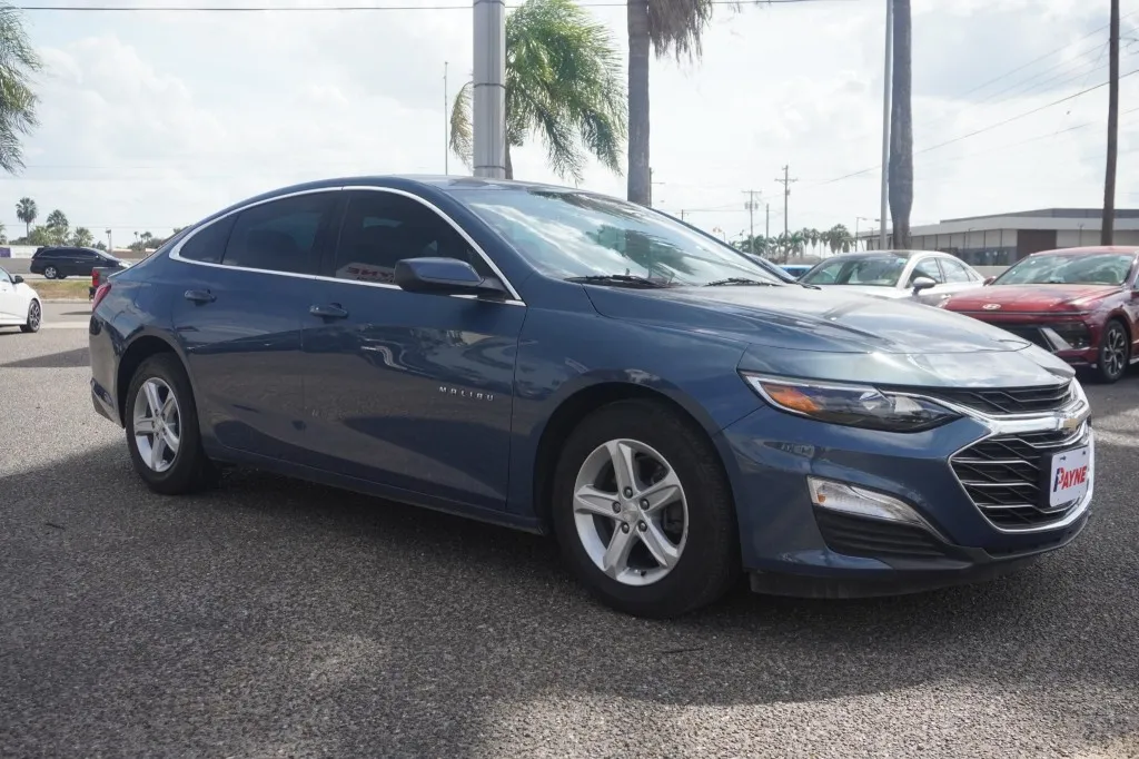 2025 Chevrolet Malibu LS
