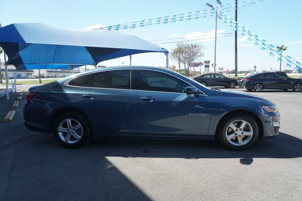 2025 Chevrolet Malibu LS