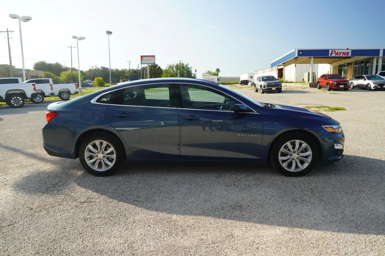 2025 Chevrolet Malibu LT