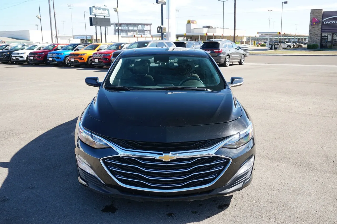 2024 Chevrolet Malibu LT