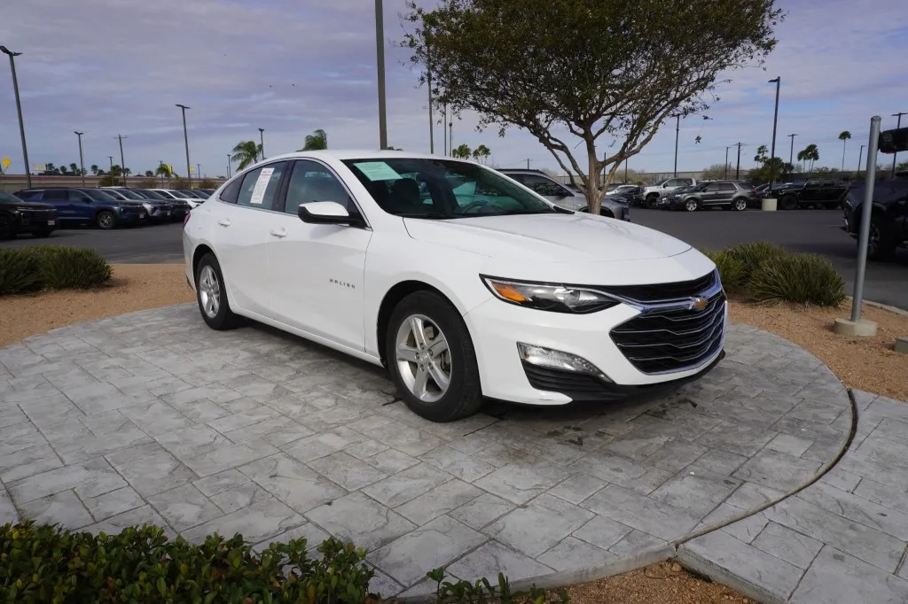 2024 Chevrolet Malibu LT