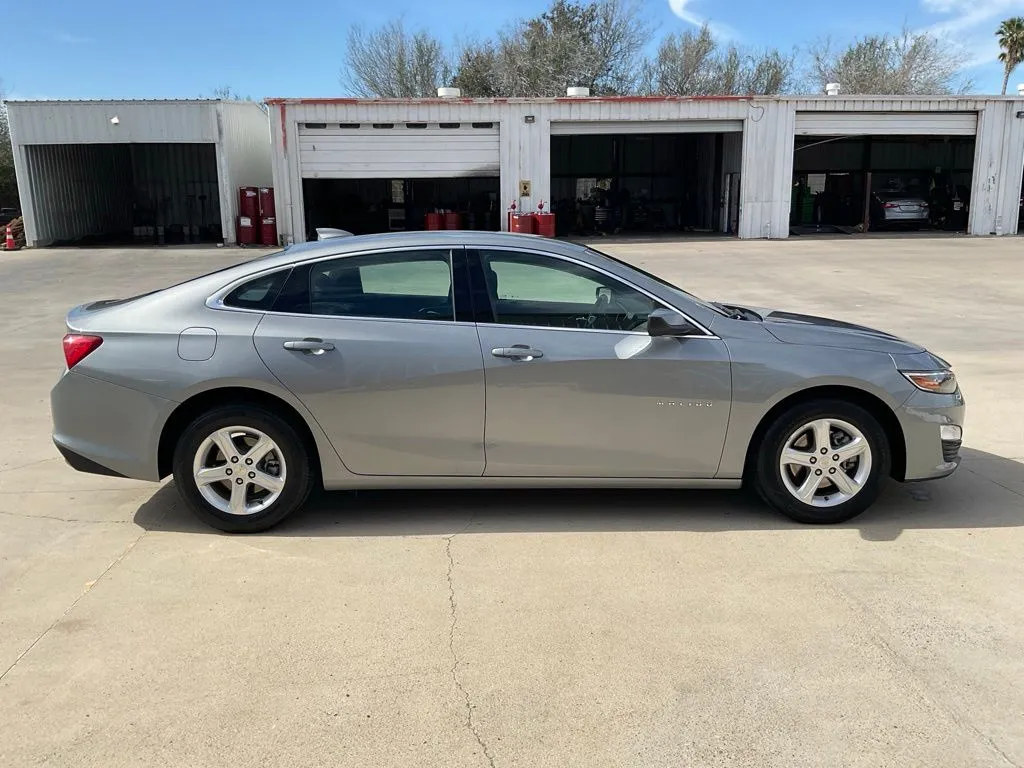 2024 Chevrolet Malibu LT