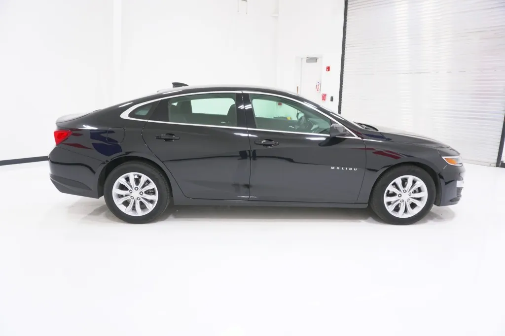 2025 Chevrolet Malibu LT