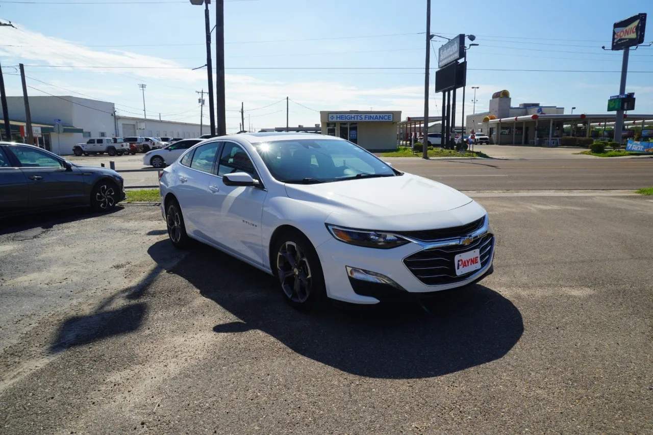2024 Chevrolet Malibu LT