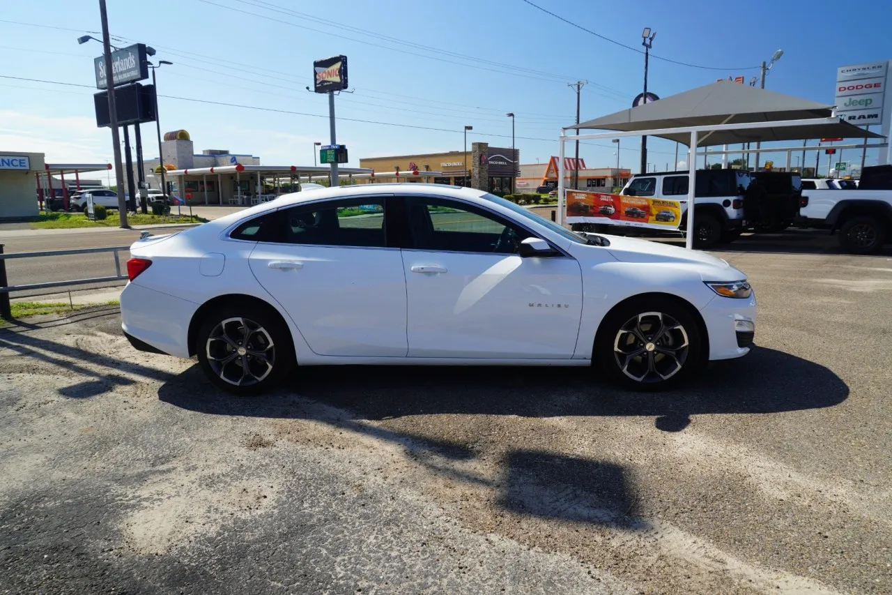 2024 Chevrolet Malibu LT