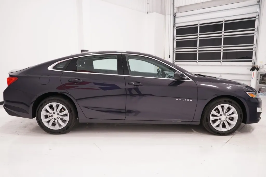 2025 Chevrolet Malibu LT