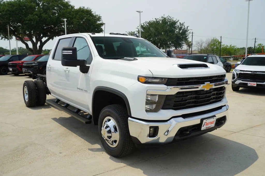 2026 Chevrolet Silverado 3500HD LT