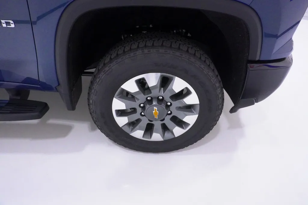 2026 Chevrolet Silverado 2500HD Custom