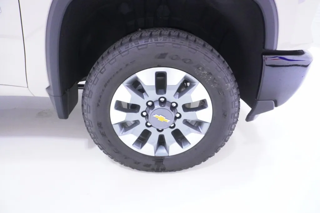 2026 Chevrolet Silverado 2500HD Custom