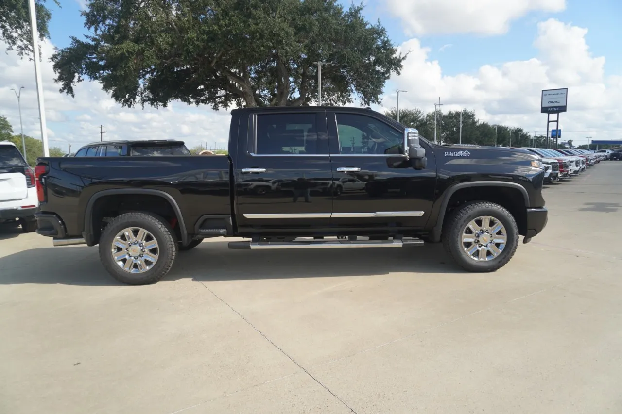 2026 Chevrolet Silverado 2500HD High Country