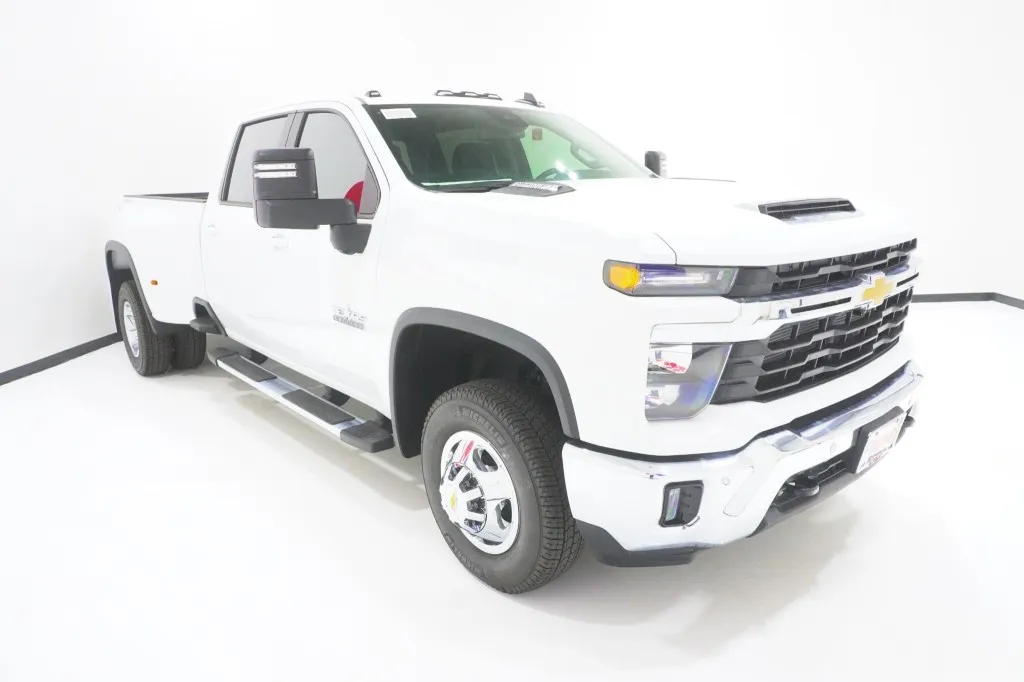 2026 Chevrolet Silverado 3500HD LT