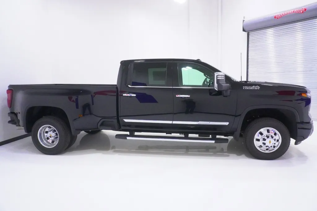 2026 Chevrolet Silverado 3500HD High Country