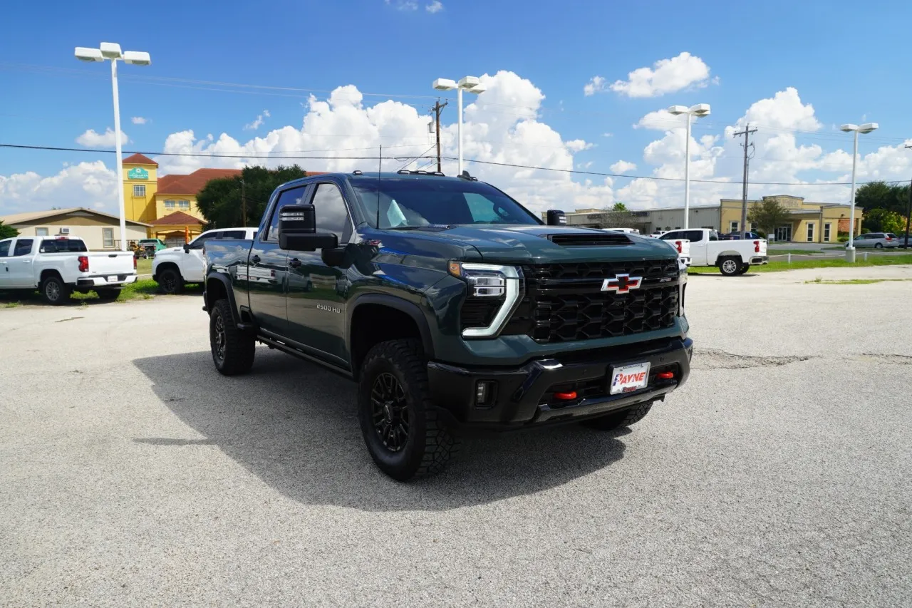 2026 Chevrolet Silverado 2500HD ZR2