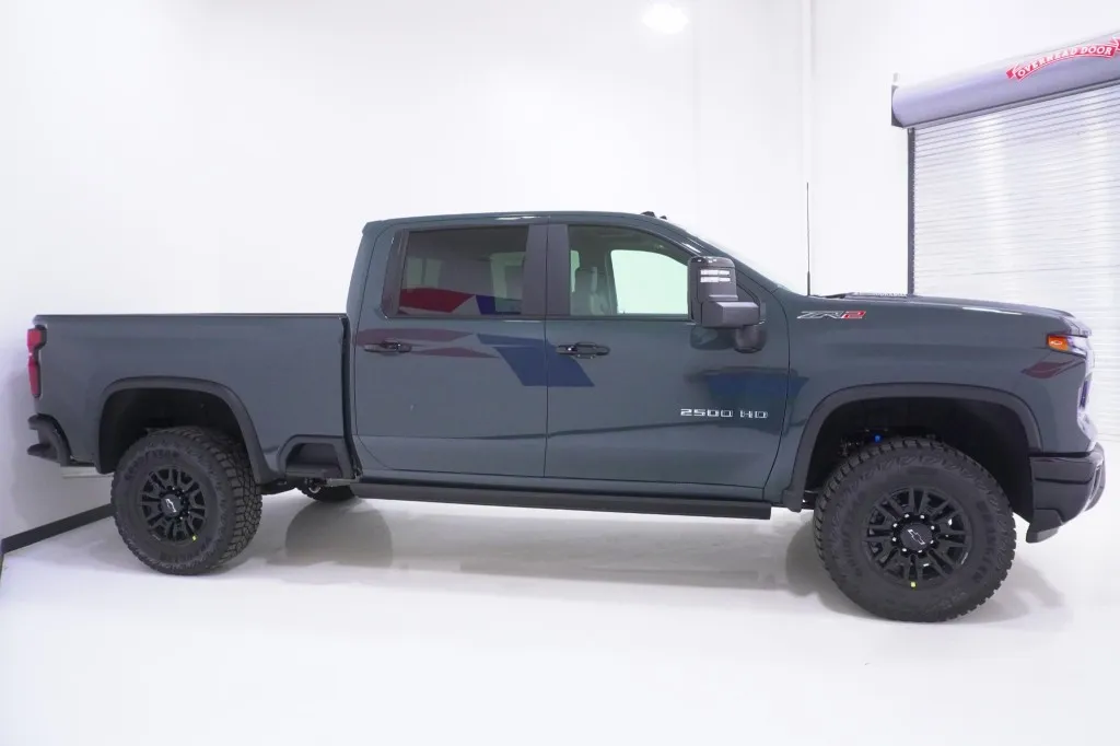 2026 Chevrolet Silverado 2500HD ZR2
