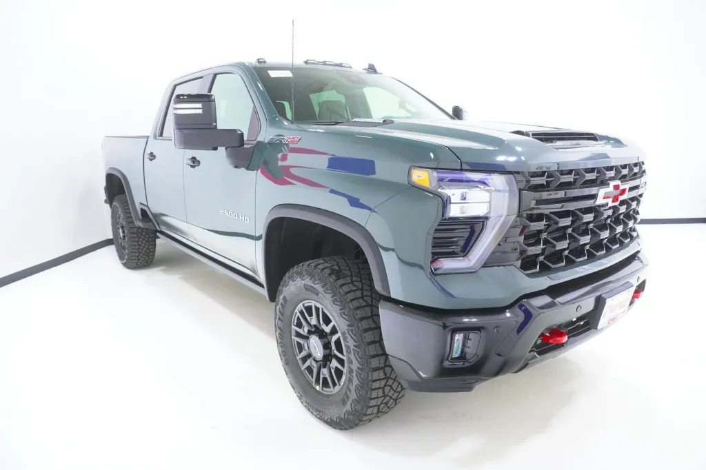 2026 Chevrolet Silverado 2500HD ZR2