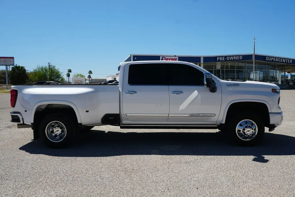 2024 Chevrolet Silverado 3500HD High Country