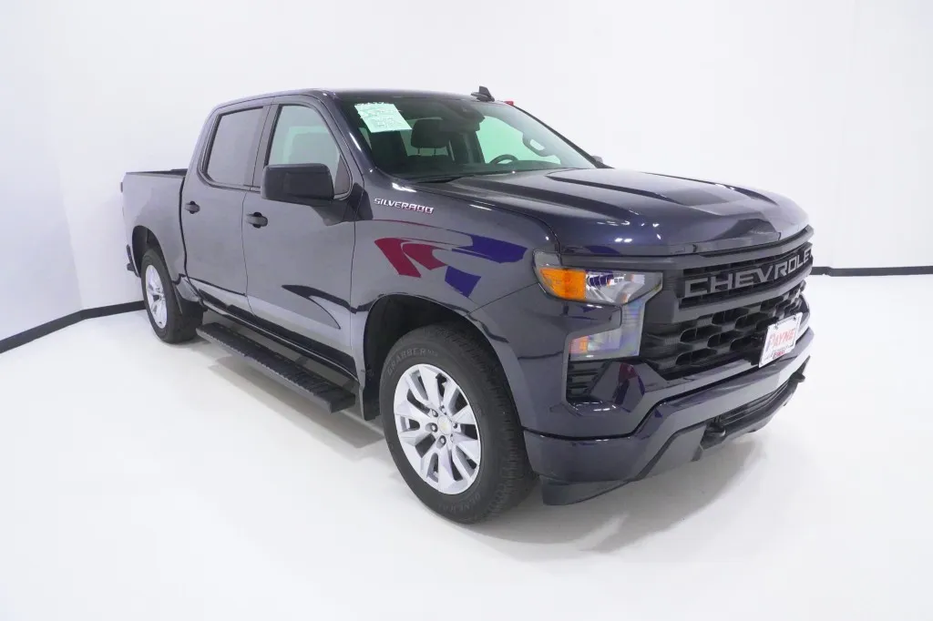 2022 Chevrolet Silverado 1500 Custom