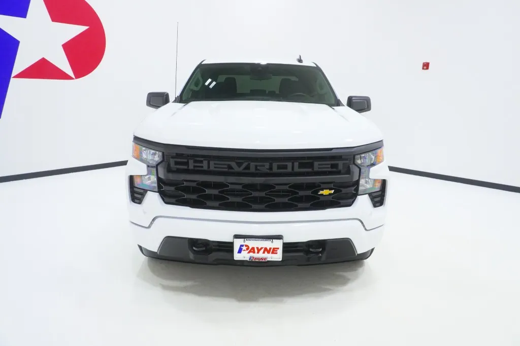 2025 Chevrolet Silverado 1500 Custom
