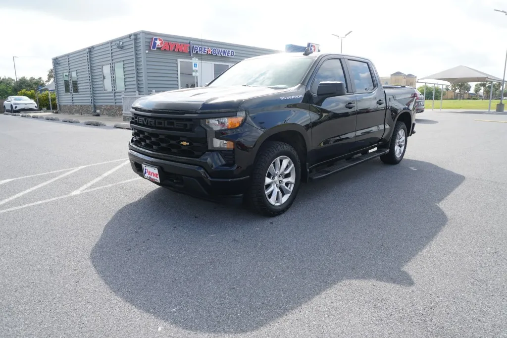 2022 Chevrolet Silverado 1500 Custom