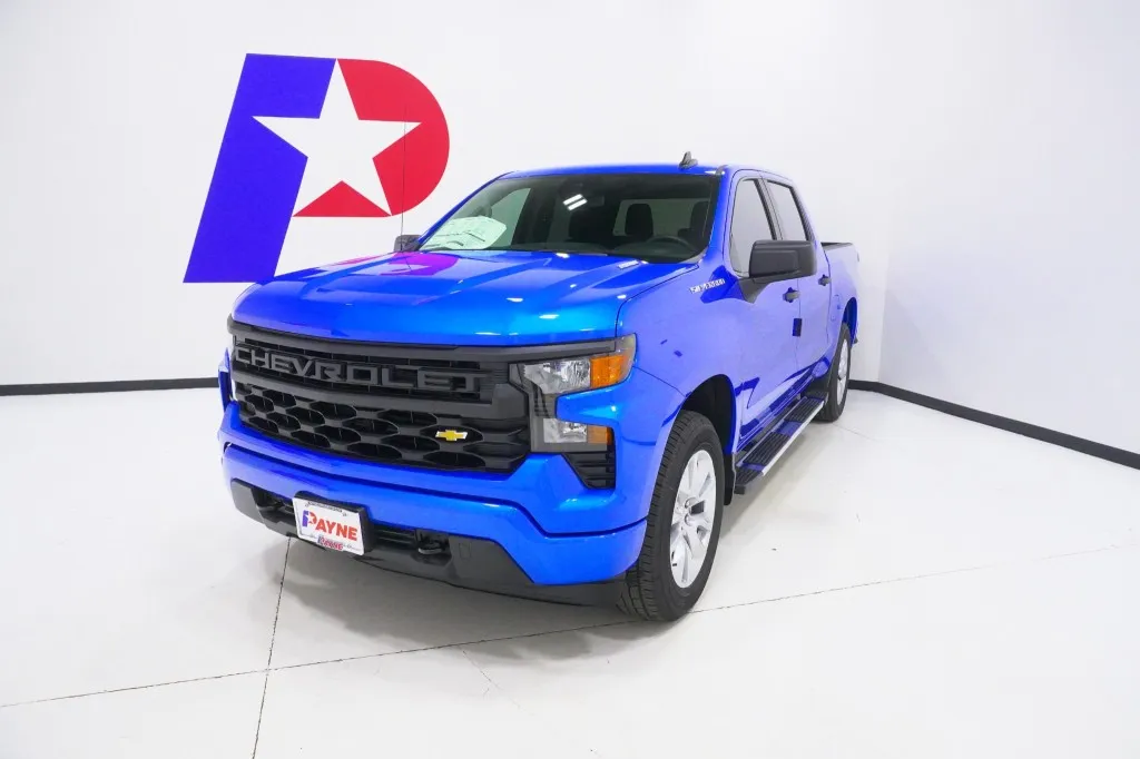 2025 Chevrolet Silverado 1500 Custom