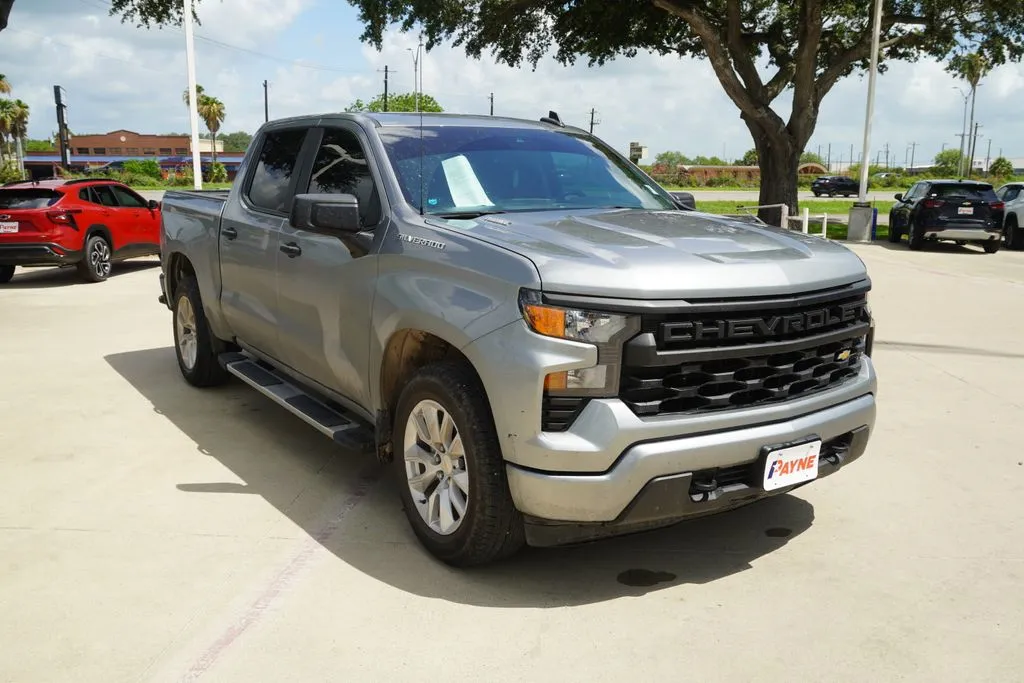2025 Chevrolet Silverado 1500 Custom