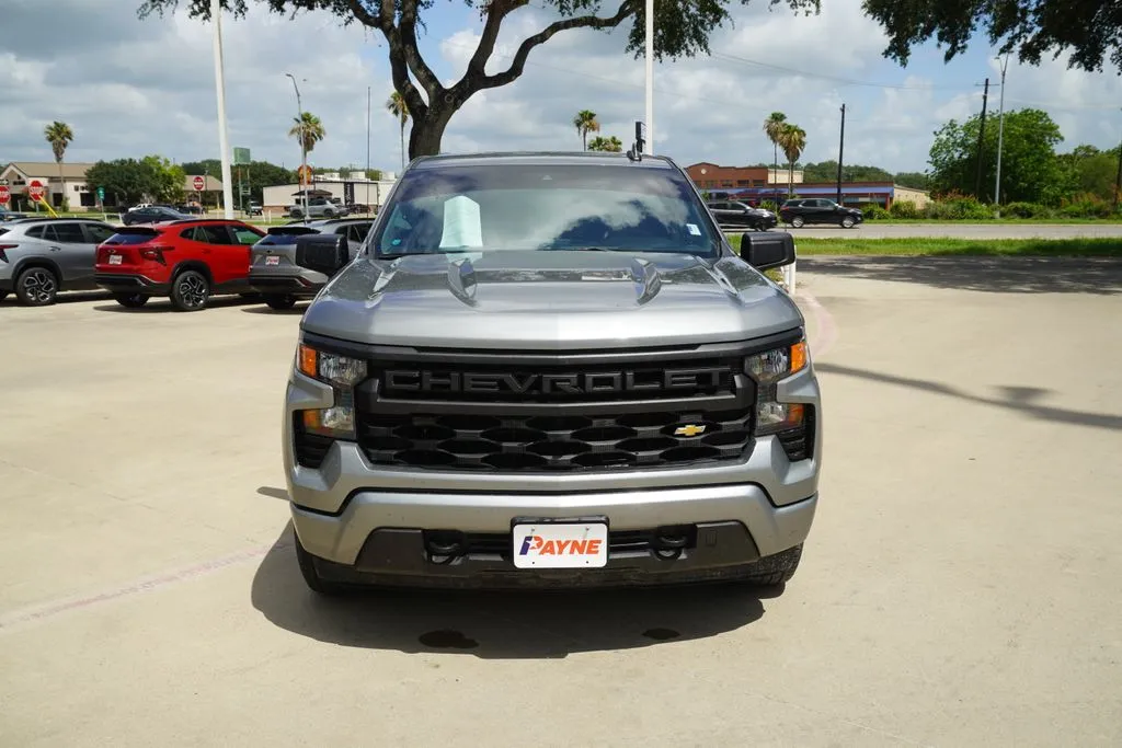 2025 Chevrolet Silverado 1500 Custom