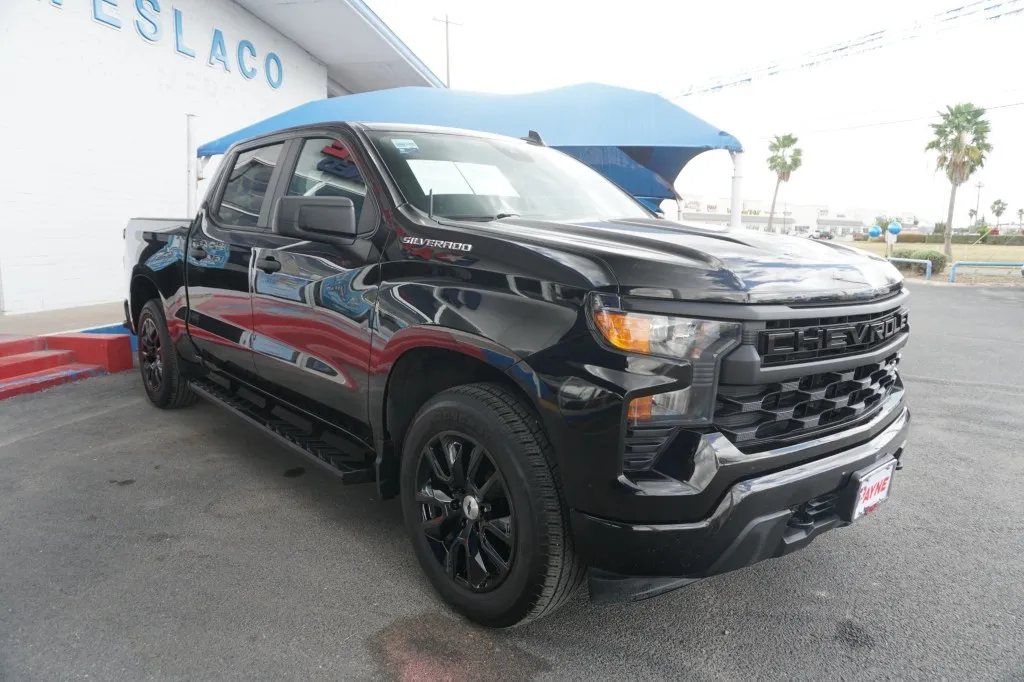 2022 Chevrolet Silverado 1500 Custom