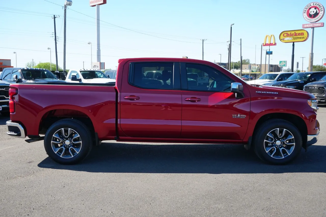 2024 Chevrolet Silverado 1500 LT