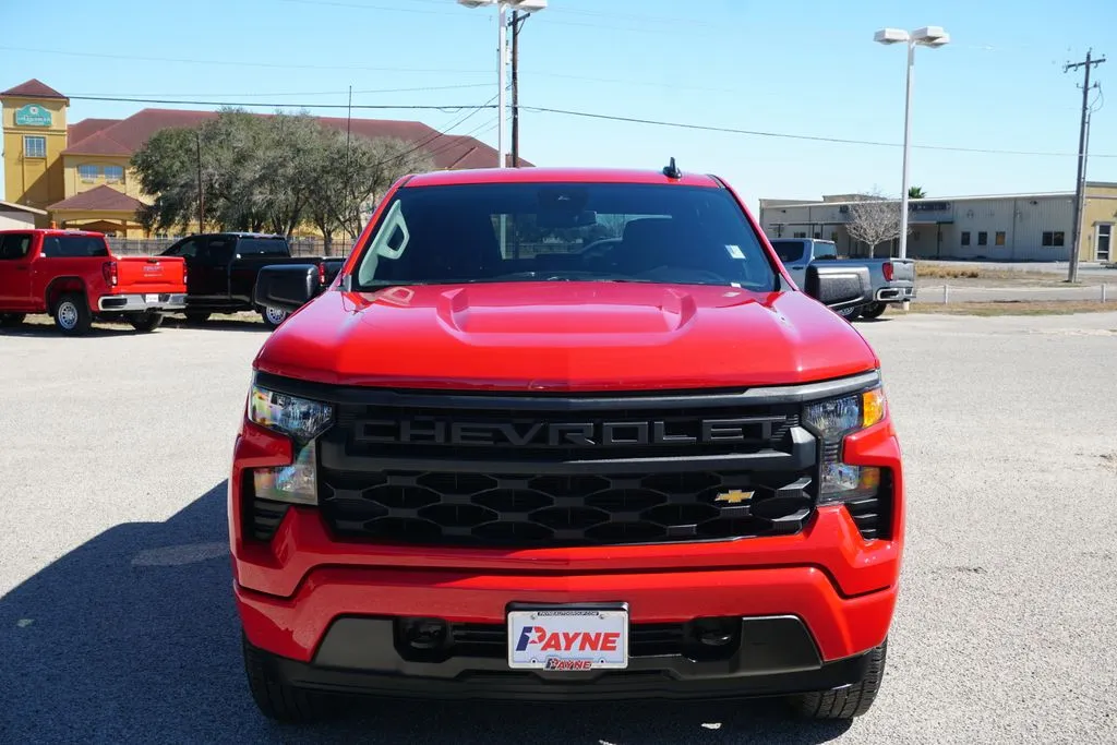 2023 Chevrolet Silverado 1500 Custom